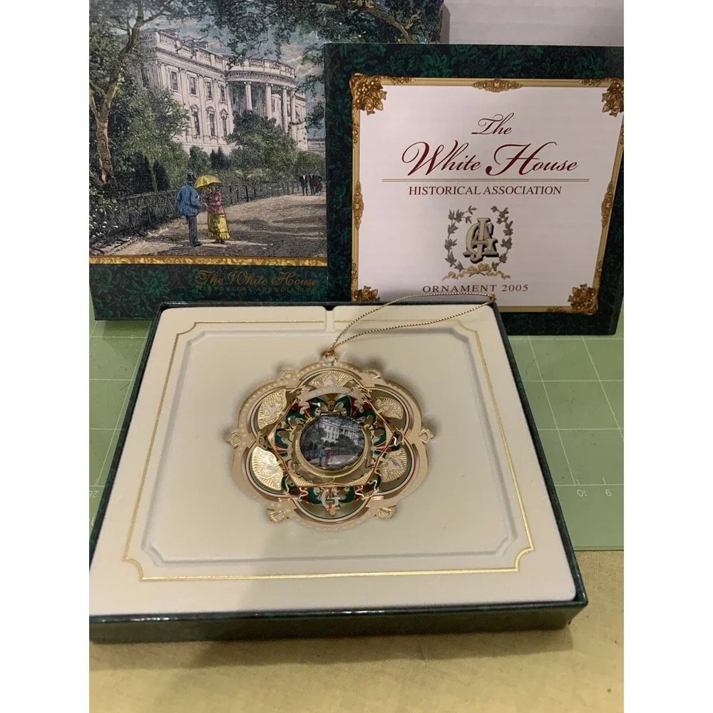 Christmas 2005 The White House Historical Association Ornament Garfield 3D